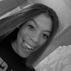 Meet your Posher, Hayley